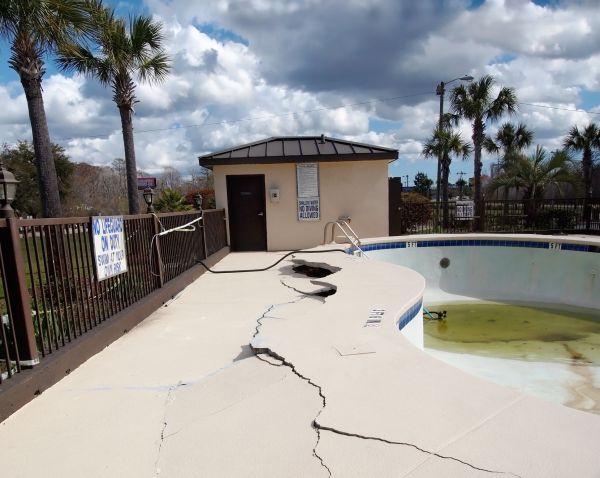 Cracked Patio Repair in Naperville